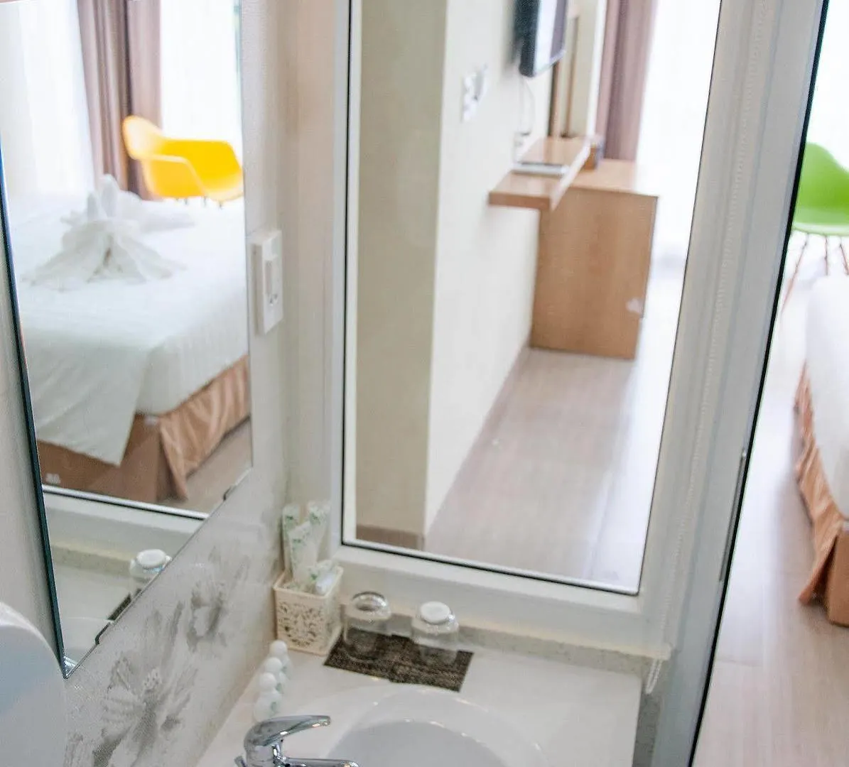 ***  Camila Hotel Ho Chi Minh City Vietnam